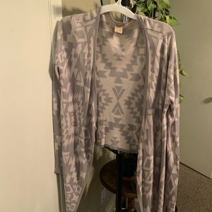 Geometrical cardigan